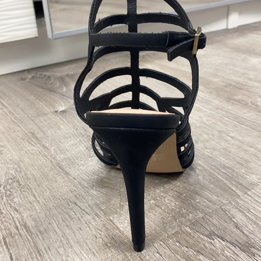 Madden girl cages heel - Picture 5 of 8